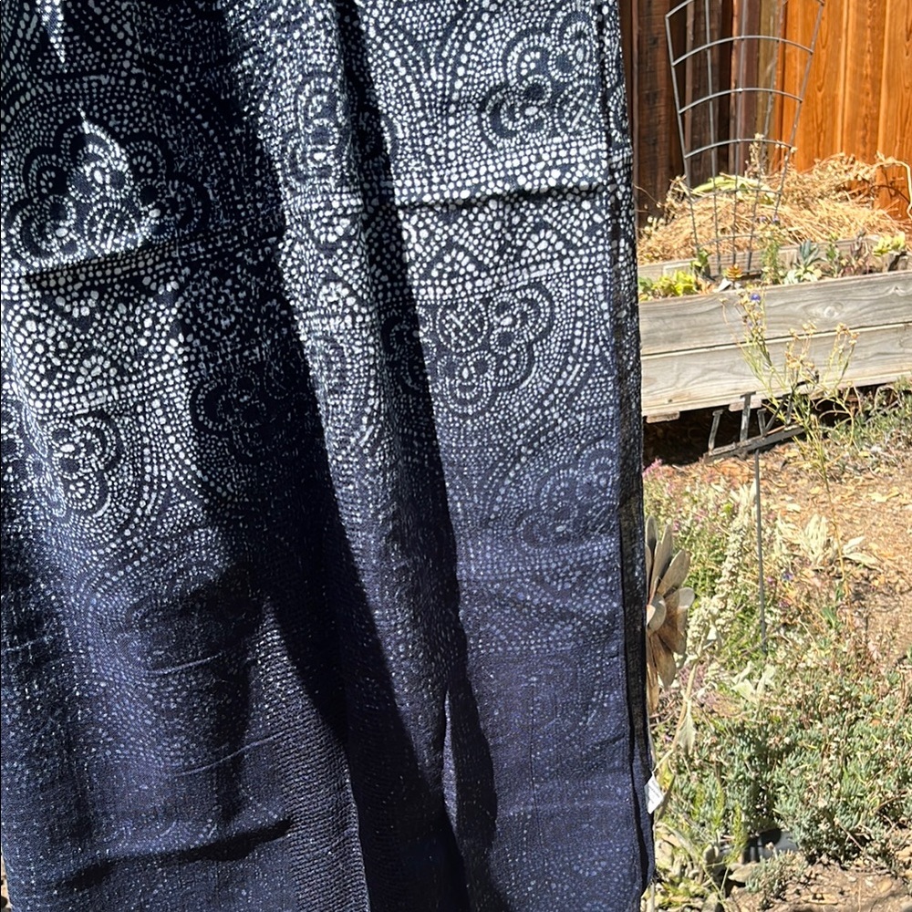 Elegant Blue and White Paisley Wrap